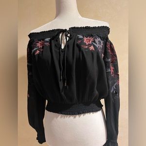 HOST PICK 🎉💕🥂 Astr Embroidered Off Shoulder Crop Top